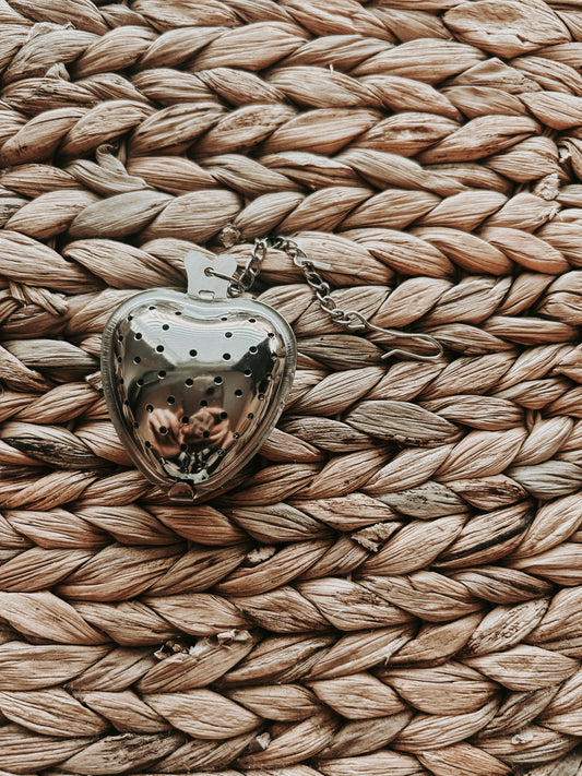 Heart chain tea steeper